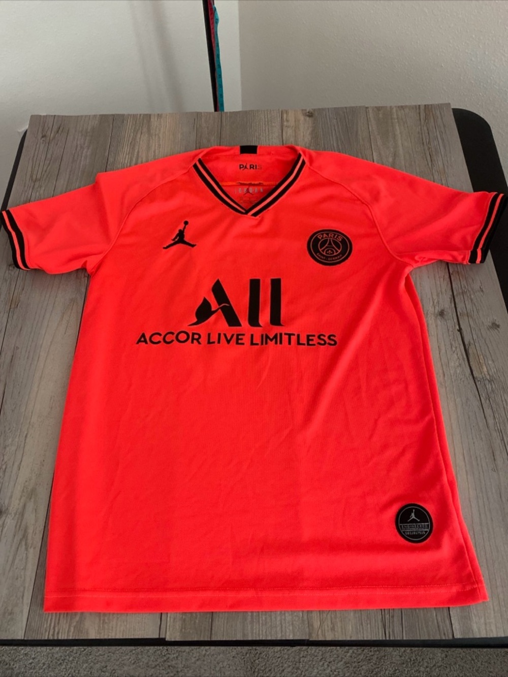 Air Jordan Jersey Shirt Mens Paris Saint Germain Avengers Medium